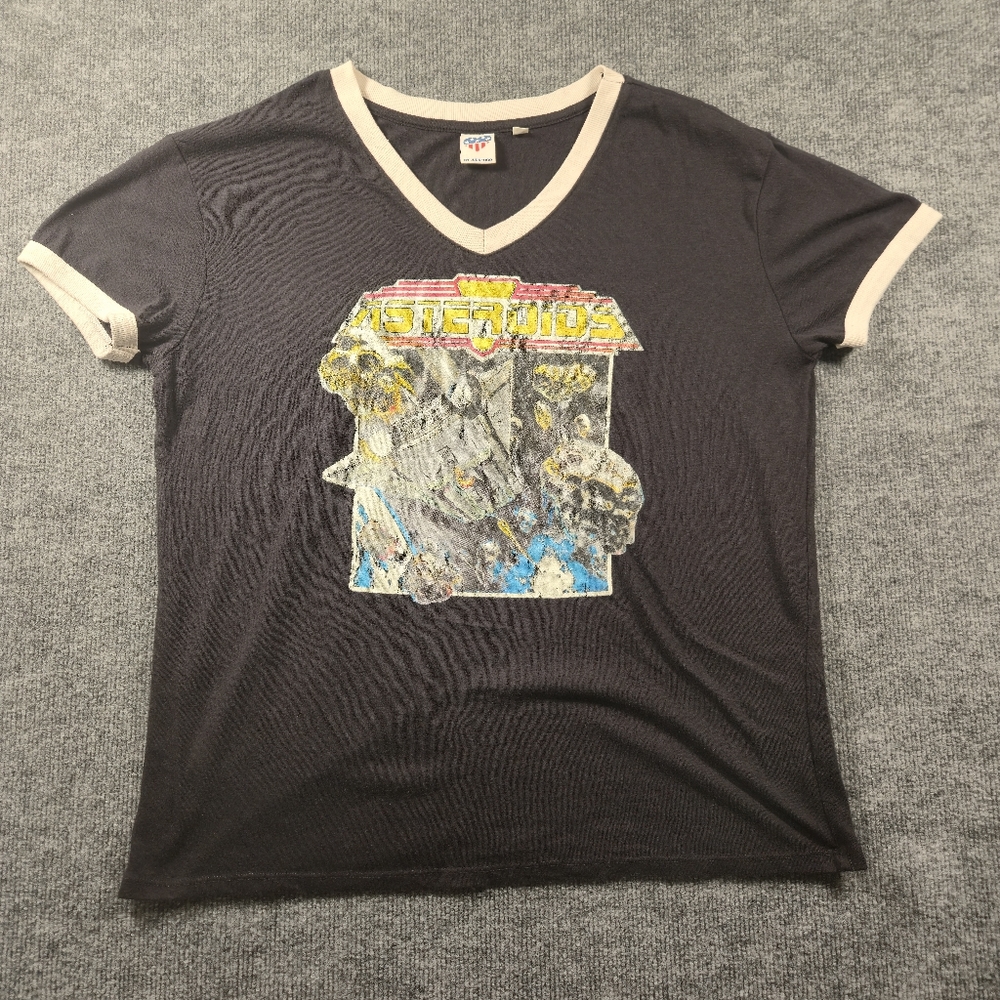 Atari Asteroids V-Neck Tee Junk Food Black T-Shirt Women’s XL Video Game Retro